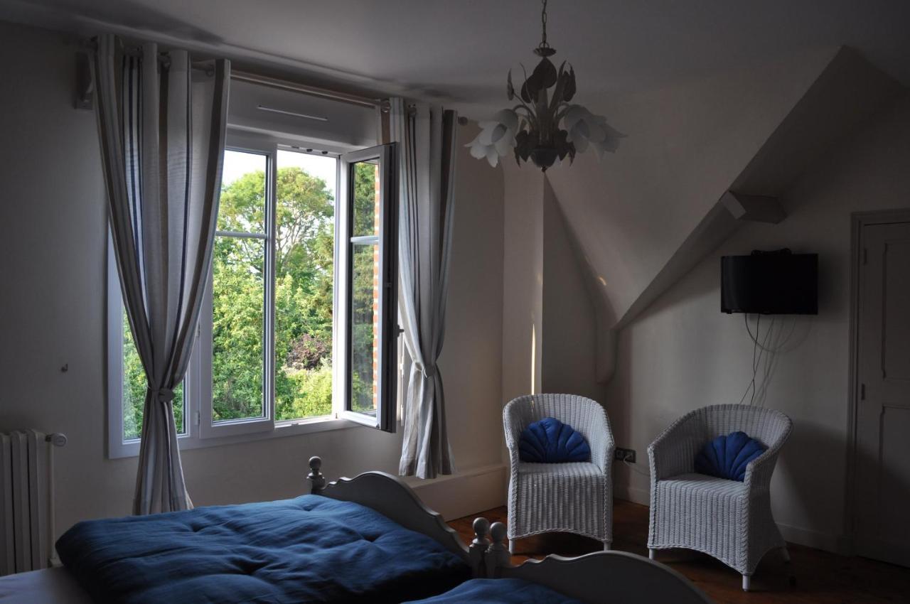 La Villa Des Tilleuls Cambremer Exteriör bild